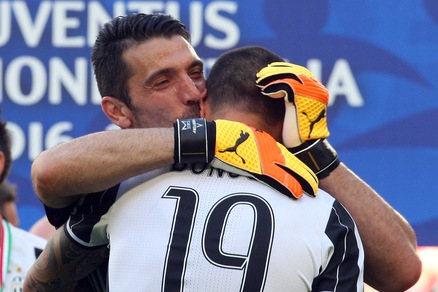 Buffon: «Dieci anni e dieci scudetti con la Juventus»