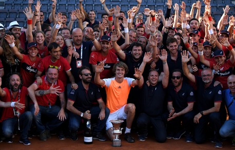 Zverev vince gli Internazionali d'Italia, che gioia per il tedesco!
