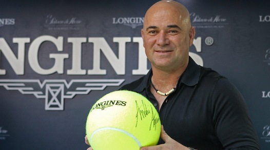 Tennis, Djokovic annuncia: «Collaborerò con Agassi»