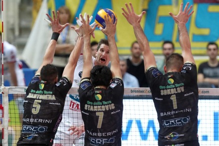 Volley - La Fivb testerà le partite con 7 set
