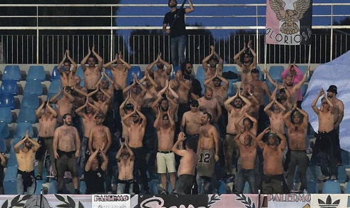 Pescara-Palermo 2-0: rosanero in Serie B, ma i tifosi non l'abbandonano