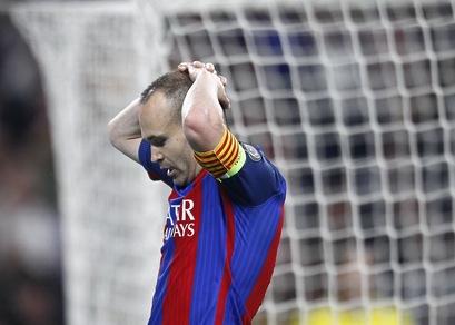 Barcellona, Iniesta non si allena: secondo caso Neymar? I tifosi tremano