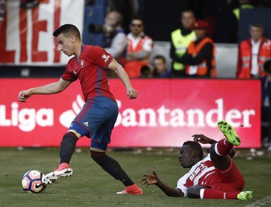 Calciomercato, dg Osasuna: «Berenguer? Si allena a parte in attesa del Napoli»