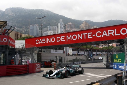 F1 2017, prove libere: che show tra i tornanti di Montecarlo!