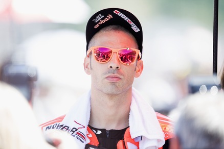 Sbk, Melandri: «Fiduciosi per la gara, ma tristi per la scomparsa di Nicky»