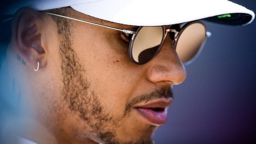 F1 Mercedes, Hamilton: «Non ho capito cosa è successo»