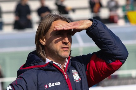 Calciomercato, Crotone-Nicola: sì rimandato. Intanto scatta il tour in bici