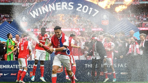 Vince l'Arsenal, festa scatenata per la FA Cup