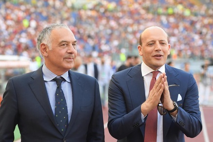 Roma, Baldissoni: «Se Totti vuole continuare a giocare può farlo»