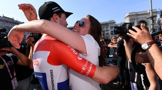 Giro d'Italia: trionfo Dumoulin davanti a Quintana e Nibali