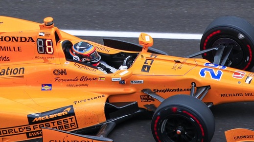 F1, Alonso premiato come “Rookie of the Year” a Indy