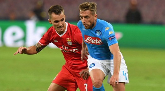 Calciomercato: «La Juventus vuole Grimaldo, ma la concorrenza è tanta»