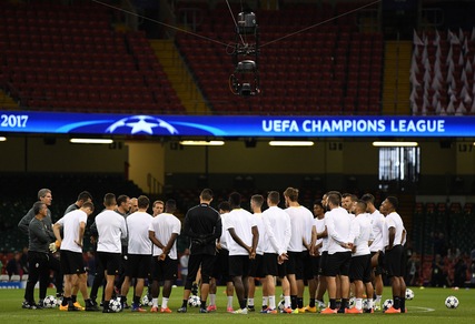 Juventus, sorrisi e un solo dubbio nella rifinitura a Cardiff