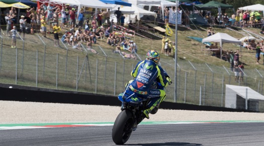 MotoGp, prove libere Mugello: il dolore non ferma Valentino Rossi