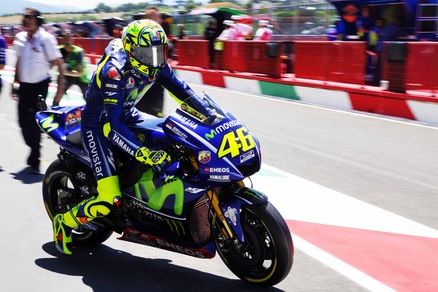 MotoGp Mugello, Rossi vola nelle terze libere