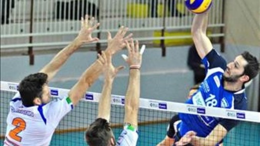 Volley: A2 Maschile, Cantù riporta a casa Robbiati