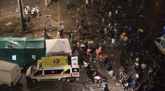 Champions League, panico a Torino in piazza San Carlo: tifosi della Juve in fuga, circa 1000 feriti