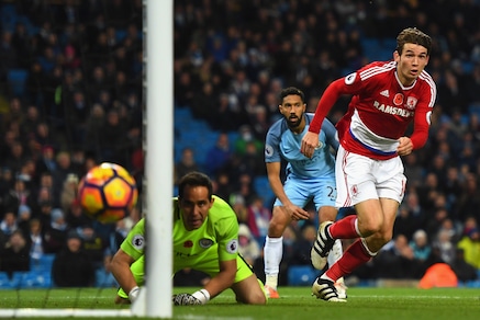 Calciomercato Lazio, caccia al regista: De Roon primo della lista