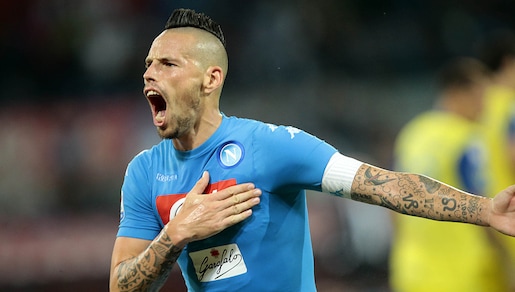 Hamsik, la Uefa celebra i dieci anni al Napoli
