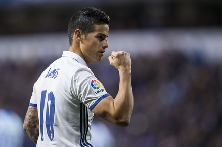 James Rodriguez, assalto del Manchester United: pronti 70 milioni e la maglia di Rooney