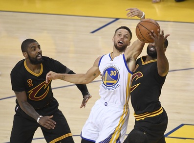 Basket, Nba: super Golden State, trionfo finale a 1,07