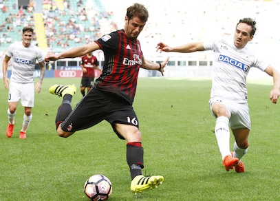 Calciomercato Bologna, piacciono Paletta e Poli del Milan