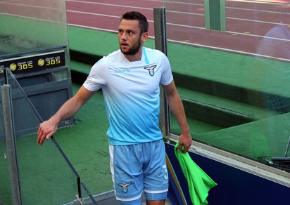 Calciomercato Lazio: «Il Liverpool su De Vrij»