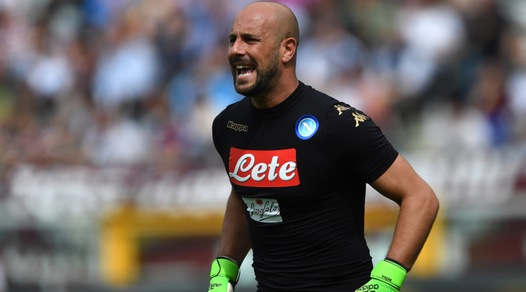 Reina, il papà: «Pepe e De Laurentiis non facciano i bambini»