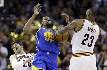 Basket, finale Nba: Golden State da record a 1,38