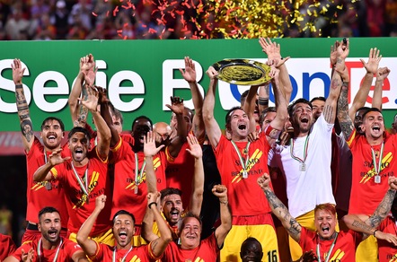 Serie B, Benevento-Carpi 1-0: Puscas gol, Streghe in Serie A!