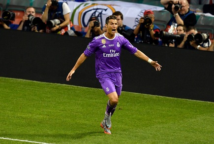 Cristiano Ronaldo, che doppietta! Nati i gemelli Eva e Matteo