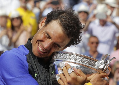 Roland Garros, le lacrime di Nadal per la "Decima"