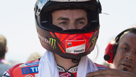 MotoGp, Lorenzo: «Peccato per quel calo di ritmo»