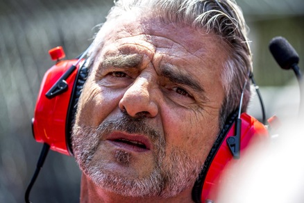 F1 Ferrari, Arrivabene: «Gara compromessa al via»
