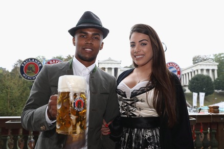 Calciomercato Juventus, Sanchez al Bayern "libera" Douglas Costa