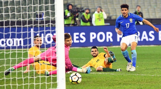 Amichevoli, Australia-Brasile 0-4: in campo Alex Sandro e Douglas Costa
