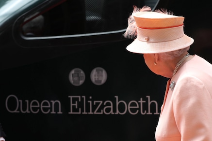 Dopo la nave anche il treno, ecco l'alta velocità della regina Elisabetta