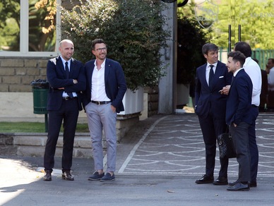 Roma, Di Francesco arriva a Trigoria: che abbraccio con Monchi!