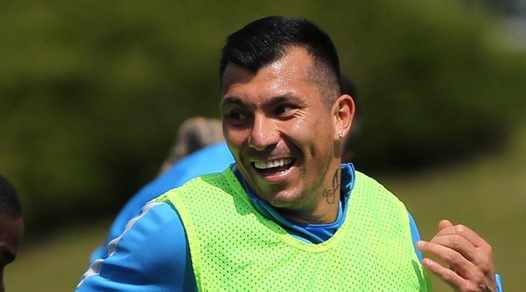 Calciomercato Inter, Medel conferma: «Resto in nerazzurro»