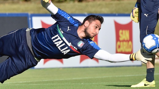 Milan, Donnarumma: «Cerco casa a Milano. Il rinnovo? Sono sereno»