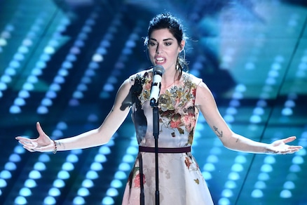 Moto, Biaggi - Bianca Atzei: «Tornata a vivere con il sorriso di Max»