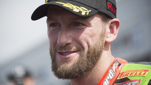 Sbk, Misano: Superpole a Sykes, Melandri in prima fila