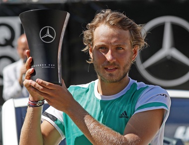 Tennis: Pouille vince il torneo di Stoccarda