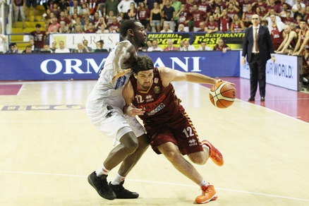 Basket, finale scudetto: Venezia campione a 2,40