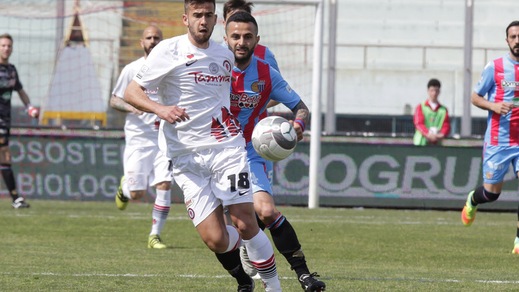 Calciomercato Paganese, Deli ceduto al Foggia a titolo definitivo