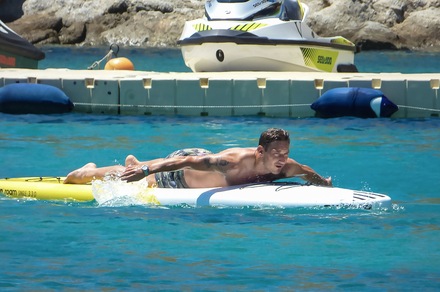 Roma, Totti è partito per Ibiza nel giorno del raduno