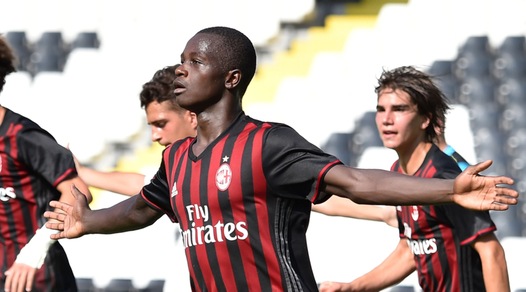 Al Milan lo scudetto under 16: Roma travolta 5-2