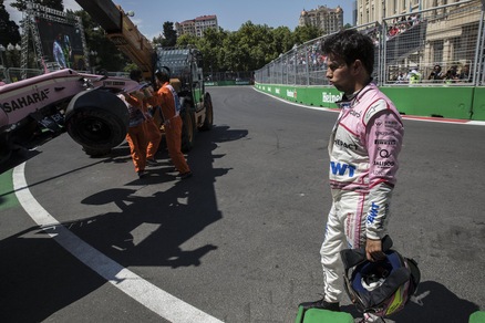 F1, Baku: Fia approva modifiche a curva 8
