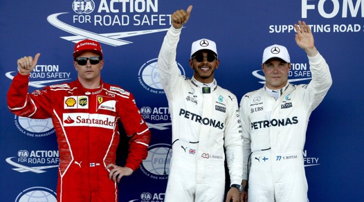 Formula 1: show di Hamilton a Baku, le Ferrari inseguono