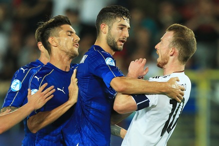 Polemiche Italia-Germania, Arnold "avvisa" Gagliardini: «Ci si rivede!»